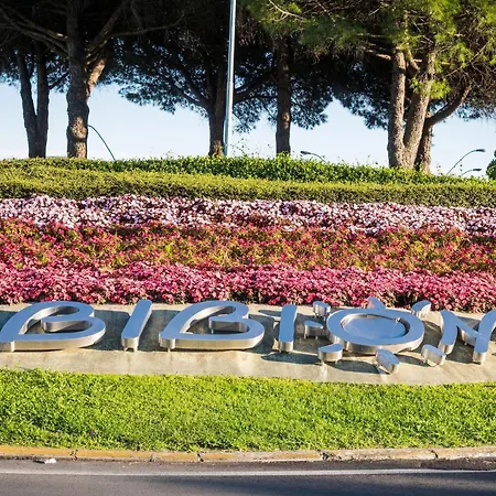 Apartmán Village Escape With Garden And Fireplace Bibione