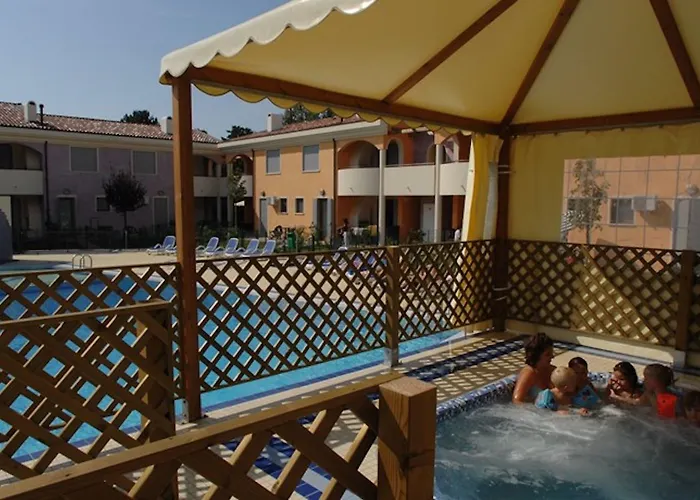 Village Escape With Garden And Fireplace Bibione