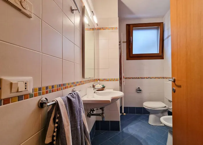 Daire Village Escape With Garden And Fireplace *