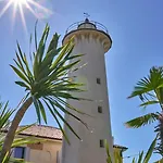 Village Escape With Garden And Fireplace *