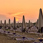 Village Escape With Garden And Fireplace Bibione