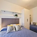 Village Escape With Garden And Fireplace