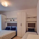 Village Escape With Garden And Fireplace 公寓 *
