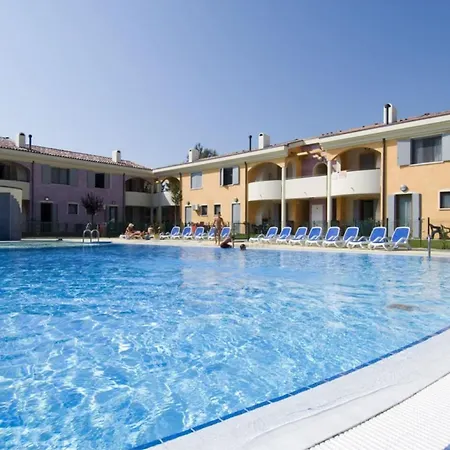 Village Escape With Garden And Fireplace * Bibione