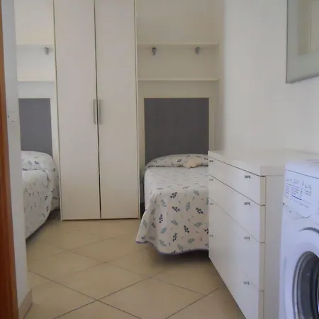 Apartment Village Escape With Garden And Fireplace Bibione