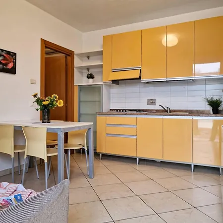 Apartment Village Escape With Garden And Fireplace *