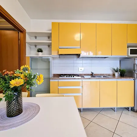 Apartamento Village Escape With Garden