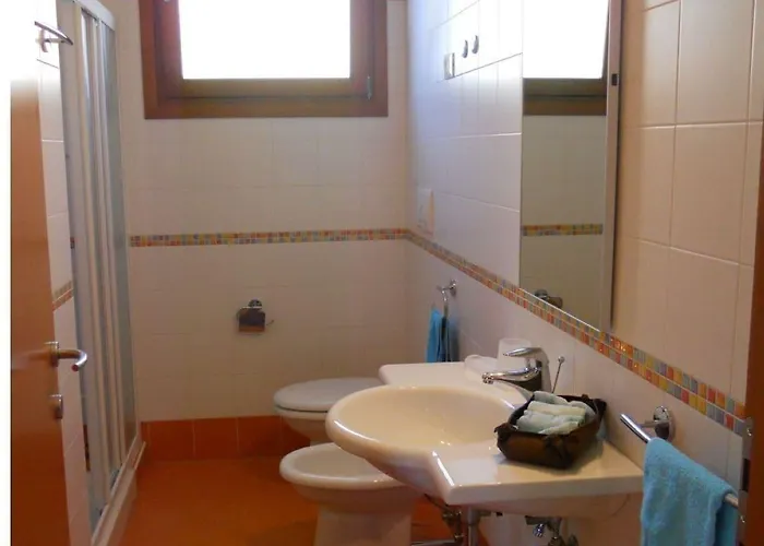 Village Escape With Garden And Fireplace Apartment *